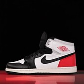 Чоловічі кросівки під бренд