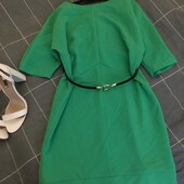 Красивенное платье зелёного цвета