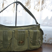 Кожа замш+кожа вместительная сумочка на плечо бренда Lucie K,новая,витринная