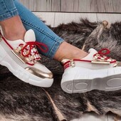 Женские кроссовка на платформе белые с напылением.