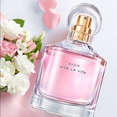 Аромат Viva La Vita - квітково-фруктовий парфюм для вишуканих дам від Avon. 50 мл