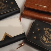 Стильный кошелёк , в лоте коричневый!