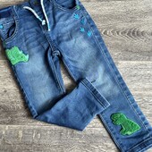 Фірмові джинси з нашивками, 2-3 рочки