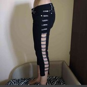 Котонові укорочені джинси бриджи K-star
в ідеальному стані