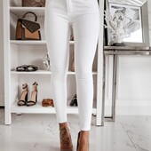 Супер стильні жіночі білі джинси скіні 42-48 рр. Женский модные брюки джинси скини белые 019440 лх