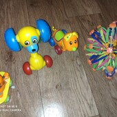 Іграшки різні, цікаві (4 шт) одним лотом