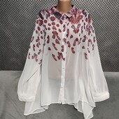 Симпатичная блузка с удлиненной спинкой, р.48(евро)
