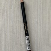 Олівець для губ з точилкою