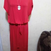 Червона віскозна сукня 14 розміру,в грудях 112 см.
