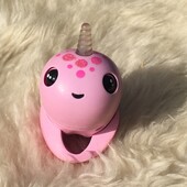 Інтерактивна іграшка WowWee Fingerlings light up Narwhal