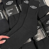 Umbro шкарпетки утепленні високі чоловічі чорні.3 пари розмір 39-42.