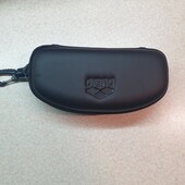 Прочный чехол-футляр для очков Arena Goggle Case (All Black)