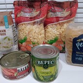 Великий свіжий лот продуктів.