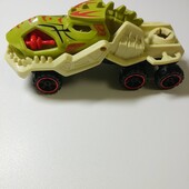 Машинка дальнобойщика hot wheels super rigs fossil freight