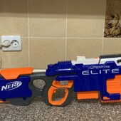 Nerf NStrike Elite Hyperfire Blaster на батарейках з 10 патронами