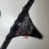 951. Стрінги мереживні xl