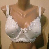 бюстгальтер 38 DD, чашка 26 см, в новому стані 