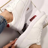 Стильные женские кроссовки р.37,39