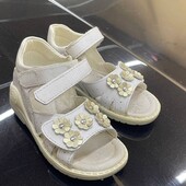 Детские сандали девочке 24