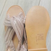 Босоніжки Zara