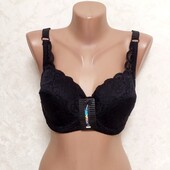 Бюстгальтер Benfish , объем 85/105 . Два цвета