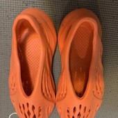 Новые кроксы в стиле adidas