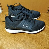 Текстильні чорні кросівки Skechers. 44-розмір. 28,5 см.Оригінал.В ідеалі.