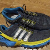 кросівки сороконіжки бренду Adidas kanadia TR 4
