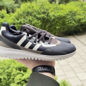 Adidas оригінал вітринна пара