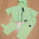Стильный костюм тройка р.S/M