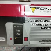Стабилизатор напряжения