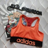 Оригинал)спортивний топ)))розмер м Adidas