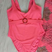 Primark брендовый сдельный купальник цвет коралловый + парео размер евро 46/48