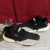 Adidas,оригінал,із текстилю,розмір 44 2/3,устілка 28,8.Гарний стан