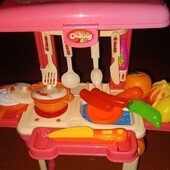 Набор игровой детской кухни " Little Kitchen", с посудкой и овощами.