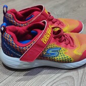 Кросівки Skechers р35(устілка 22см)