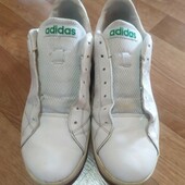 Оригінальні кросівки Adidas