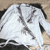 Zara, M, сорочка назапах з вишивкою