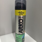570. Гель для гоління Sensitive 240 ml