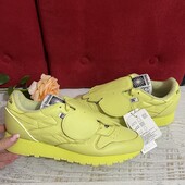 Reebok,оригінал,із натуральної шкіри ,розмір 43,устілка 28.Новинка