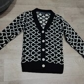 Теплий кардиган 10-11років(маломірить, на 9-10)
