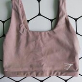 Дуже класний топ)))розмір xs Gymshark