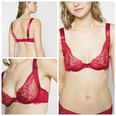 Hunkemoller! Мереживний жіночий бюстгальтер з широкими бретелями 70С perfect plunge! Лот 155