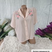 Блузка з вишивкою