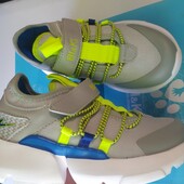 Легкі зручні кросівки, устілка 19.5 см