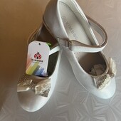 Туфлі для дівчинки