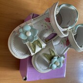 Сандали 23 дуже класні