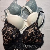 Hunkemoller бюстгальтер 70С , бюст 70C, 3 шт в лоті ,на поролоні