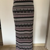 Юбка міді з розрізами по бокам