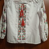 Гарна вишиванка у відмінному стані